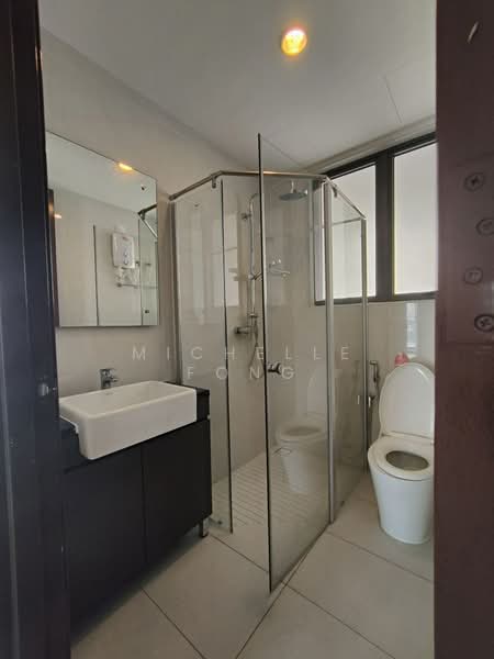 Royal Strand @ Country Garden Danga Bay untuk Untuk Dijual - RM 1,350,000, Mac 2026 - Bathroom - PropertyGuru.com.my