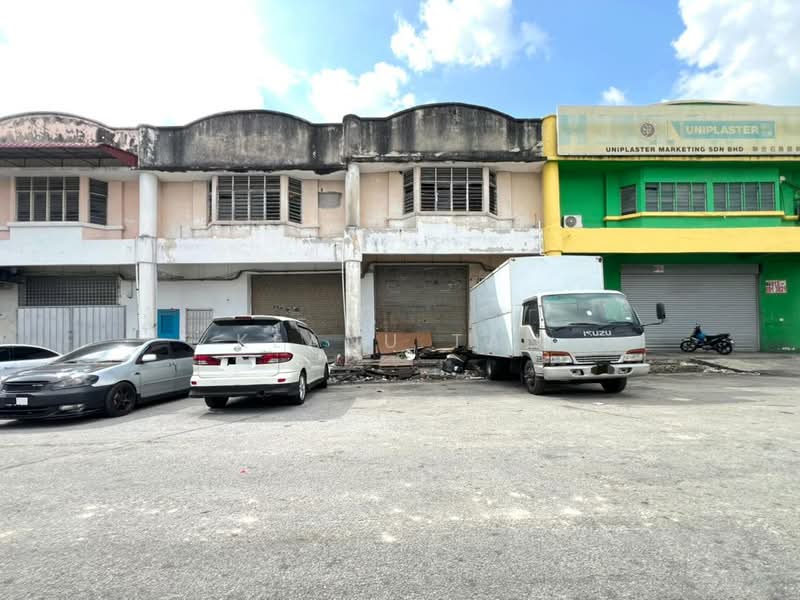 Terrace Factory for Sale in Taman Perindustrian Tago (Kepong) - Keanu Tan - Exterior - PropertyGuru.com.my