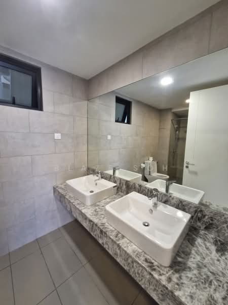 Kondominium untuk Dijual di South Brooks - Blaze Soh - Bathroom - PropertyGuru.com.my