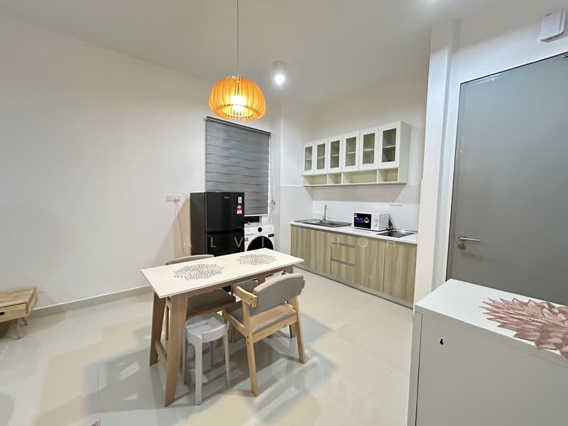 Core Soho Suite untuk Untuk Disewa - RM 1,499 /bulan, Mac 2026 - Kitchen - PropertyGuru.com.my