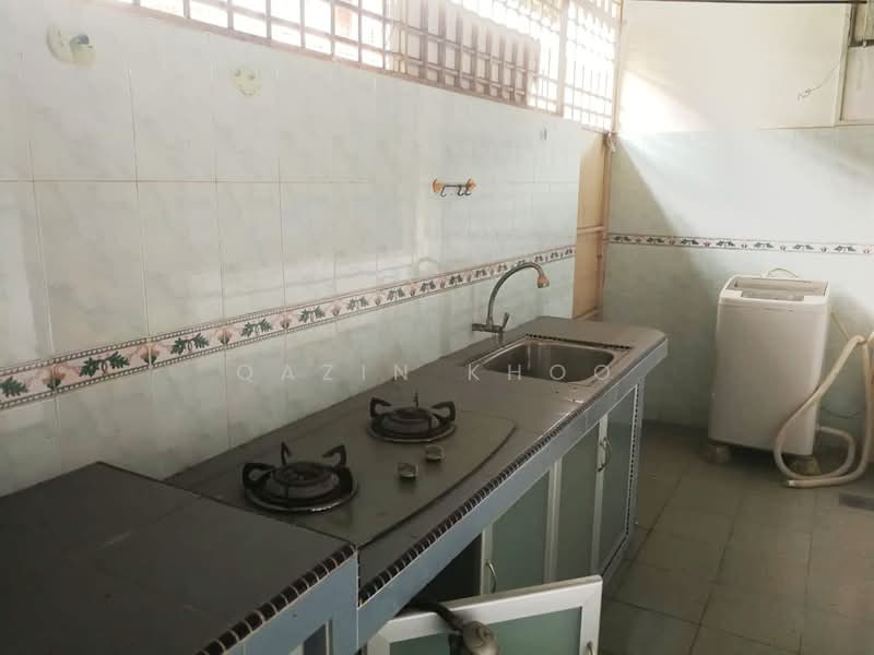 2-storey Terraced House for Sale in Taman Sepakat (Menglembu) - Qazin Khoo - Kitchen - PropertyGuru.com.my