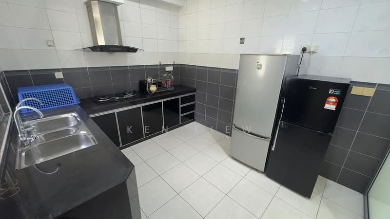 2-storey Terraced House for Rent in Taman Nusa Idaman (Iskandar Puteri (Nusajaya)) - Ken Liew - Kitchen - PropertyGuru.com.my