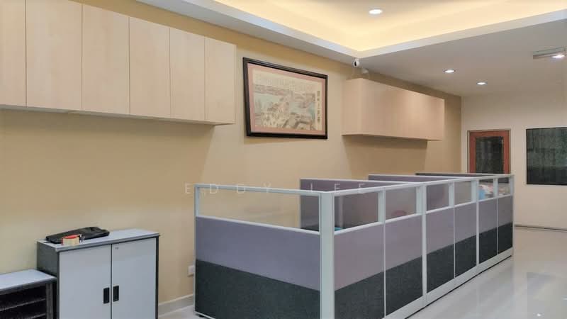 3 Storey Connaught Avenue Shop Taman Connaught Cheras untuk Untuk Dijual - RM 1,730,000, Mac 2026 - Interior - PropertyGuru.com.my