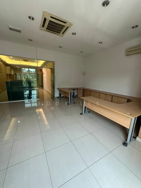 3 Storey Connaught Avenue Shop Taman Connaught Cheras untuk Untuk Dijual - RM 1,730,000, Mac 2026 - Interior - PropertyGuru.com.my