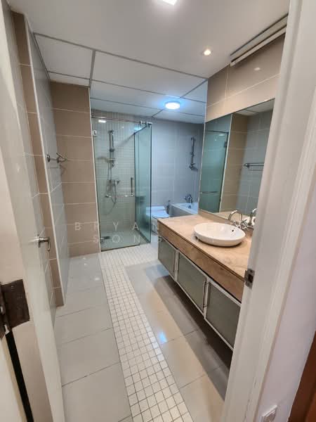 Condominium for Sale at Kiaramas Cendana - Bryan Teh Song Qi - Bathroom - PropertyGuru.com.my