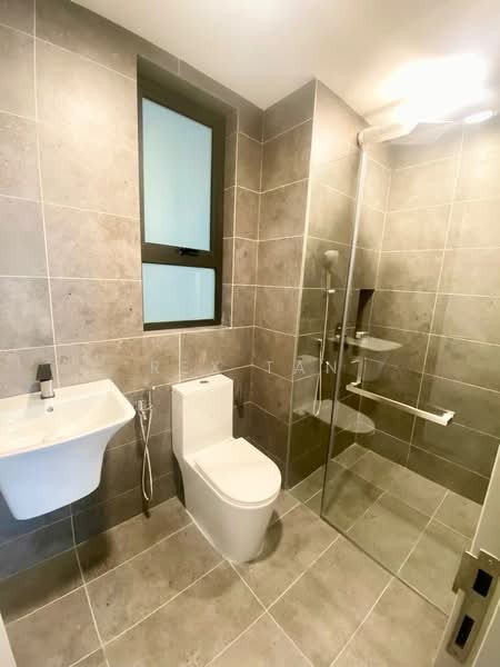 Kondominium untuk Disewa di SkyVogue - Rex Tan - Bathroom - PropertyGuru.com.my