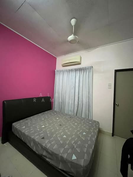 2-storey Terraced House for Sale in Bandar Bukit Raja (Klang) - Alavian Ramasamy - Bedroom - PropertyGuru.com.my