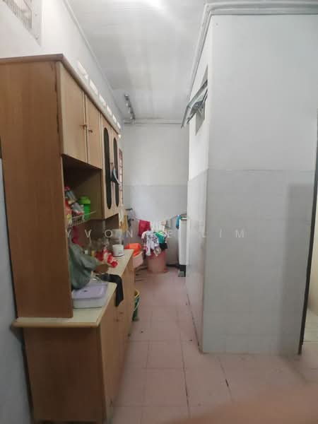 Taman Sri Intan untuk Untuk Dijual - RM 750,000, Mac 2026 - Kitchen - PropertyGuru.com.my
