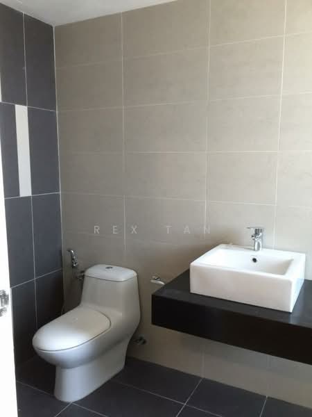 Condominium for Rent at Altitude 236 - Rex Tan - Bathroom - PropertyGuru.com.my