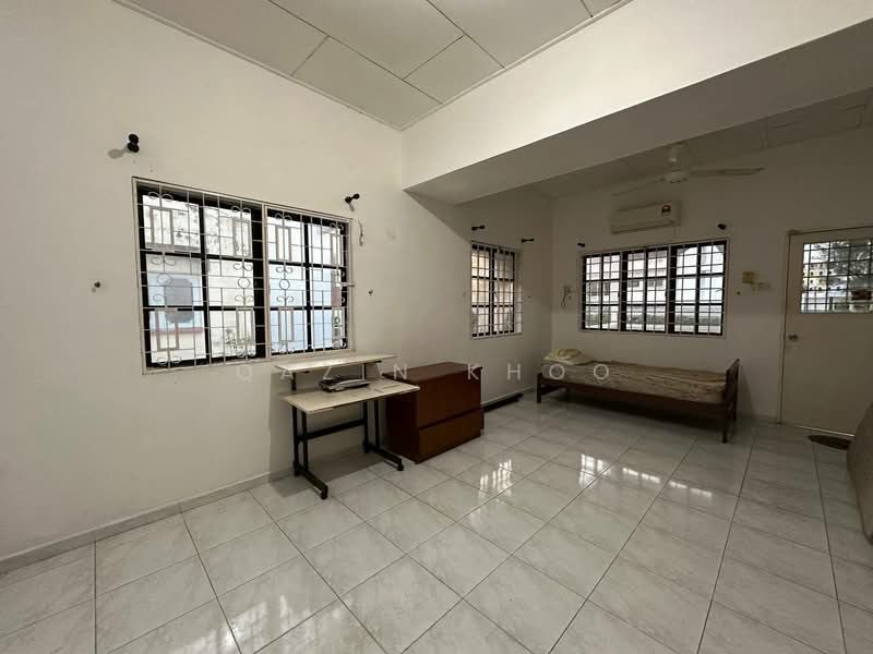 Semi-Detached House for Sale in Ipoh (Perak) - Qazin Khoo - Bedroom - PropertyGuru.com.my