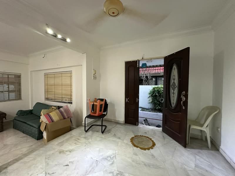 Semi-Detached House for Sale in Ipoh (Perak) - Qazin Khoo - Living Room - PropertyGuru.com.my