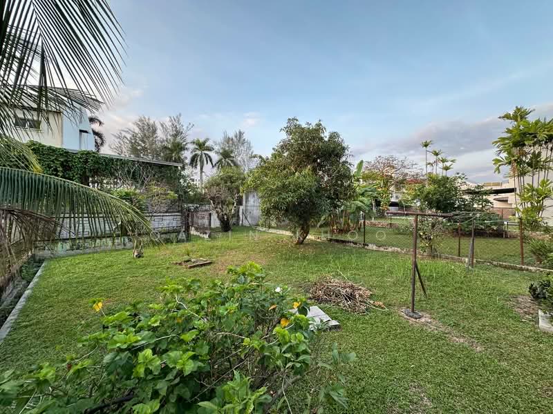 Semi-Detached House for Sale in Ipoh (Perak) - Qazin Khoo - Garden - PropertyGuru.com.my