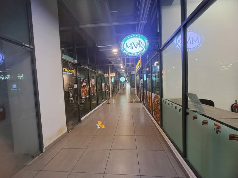 Shop for Rent in Subang Jaya (Selangor) - Adrian Khoo - Corridor - PropertyGuru.com.my