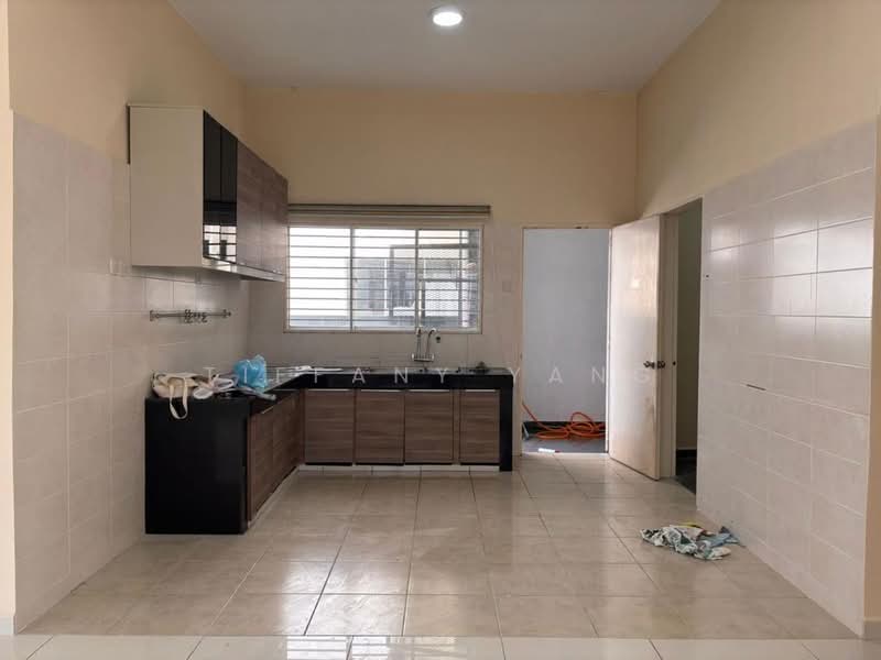 Amberley untuk Untuk Disewa - RM 1,600 /bulan, Mac 2026 - Kitchen - PropertyGuru.com.my
