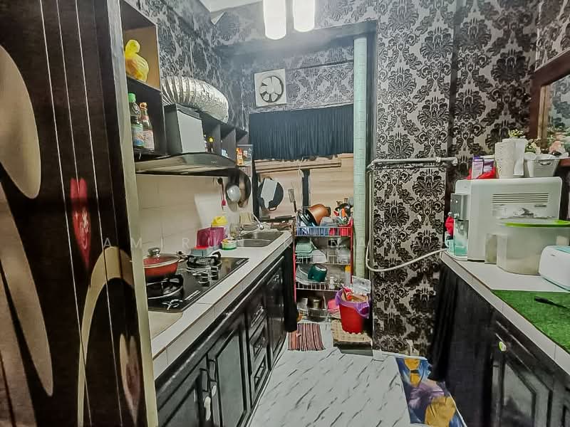 Flat for Sale at Taman Desa Karunmas Flat - Amirun Kinanah - Kitchen - PropertyGuru.com.my