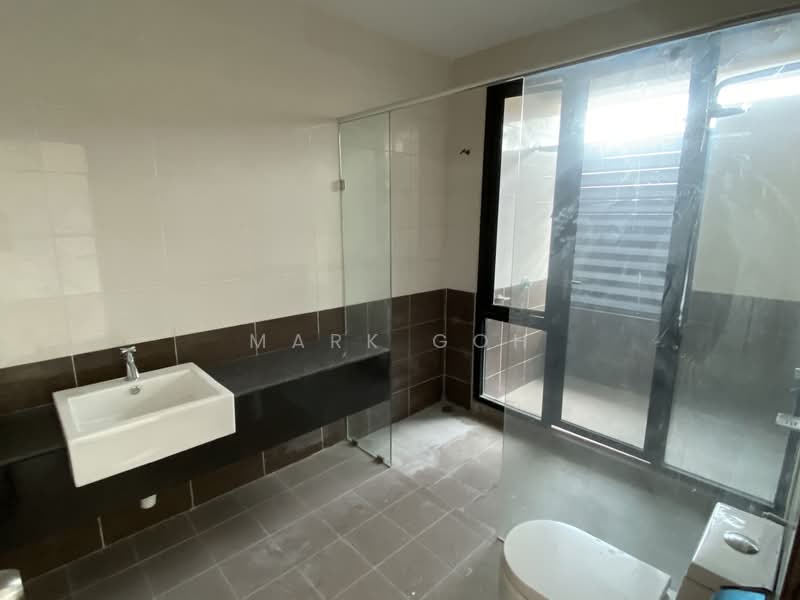 Rumah Teres 3 Tingkat untuk Dijual di Bandar Bayan Bahru (Bayan Lepas) - Mark Goh - Bathroom - PropertyGuru.com.my