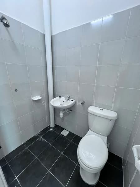 2-storey Terraced House for Sale in Taman Pulai Mutiara (Iskandar Puteri (Nusajaya)) - Sharm . - Bathroom - PropertyGuru.com.my