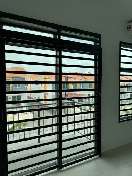 Bandar Scientex Jasin Presint 1 untuk Untuk Disewa - RM 900 /bulan, Mac 2026 - Balcony - PropertyGuru.com.my