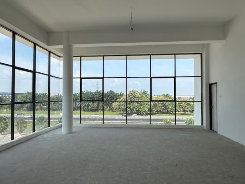 Kilang untuk Dijual di Kawasan Perindustrian Nafiri (Sungai Jawi) - Mark Goh - Living Room - PropertyGuru.com.my