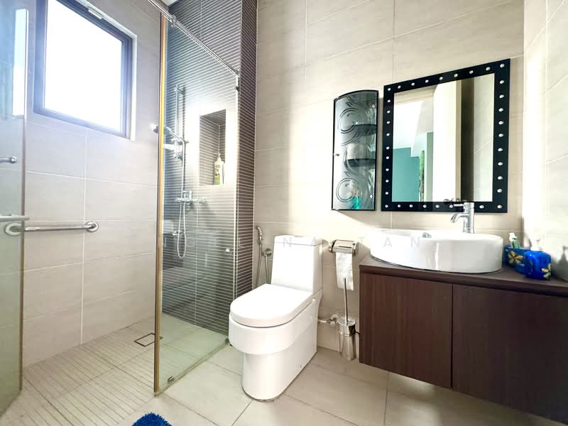 Rumah Banglo untuk Dijual di Iskandar Puteri (Nusajaya) (Johor) - Angelina Tan - Bathroom - PropertyGuru.com.my