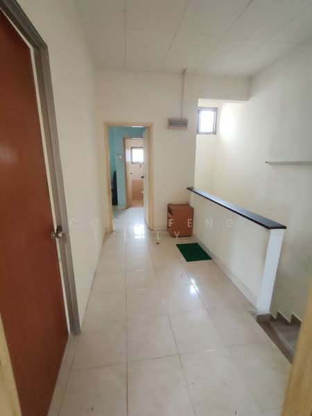 2-storey Terraced House for Sale in Taman Seri Austin (Tebrau) - Coco Feng Lily - Corridor - PropertyGuru.com.my