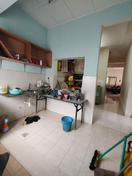 2-storey Terraced House for Sale in Taman Seri Austin (Tebrau) - Coco Feng Lily - Kitchen - PropertyGuru.com.my