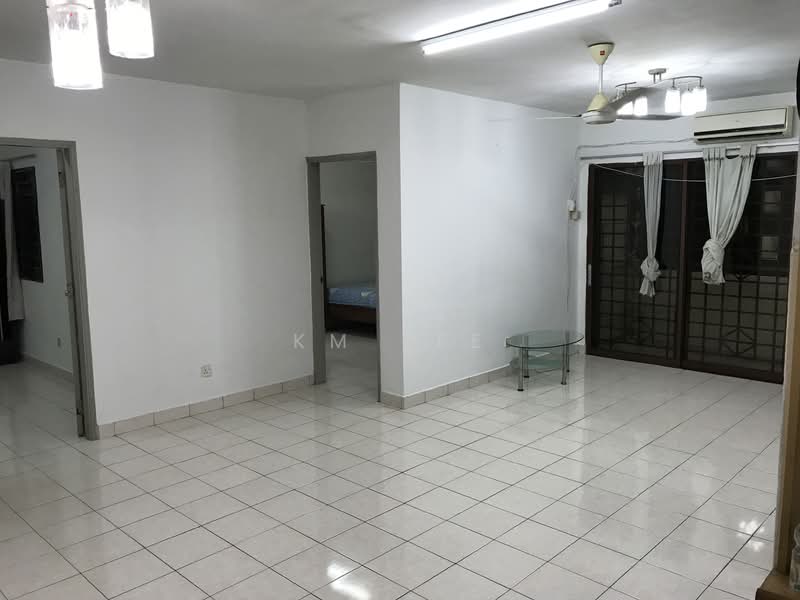 Palm Spring @ Damansara untuk Untuk Disewa - RM 1,550 /bulan, Mac 2026 - Living Room - PropertyGuru.com.my