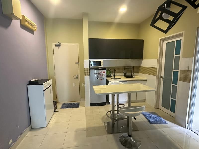 Condominium for Rent at Metropolitan Square - KM Tee - Kitchen - PropertyGuru.com.my
