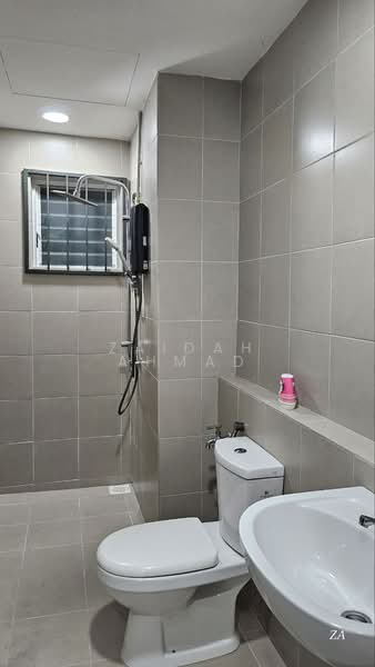 Apartment for Sale at Selangorku Pr1ma Lakefront Homes - Zaidah Ahmad - Bathroom - PropertyGuru.com.my