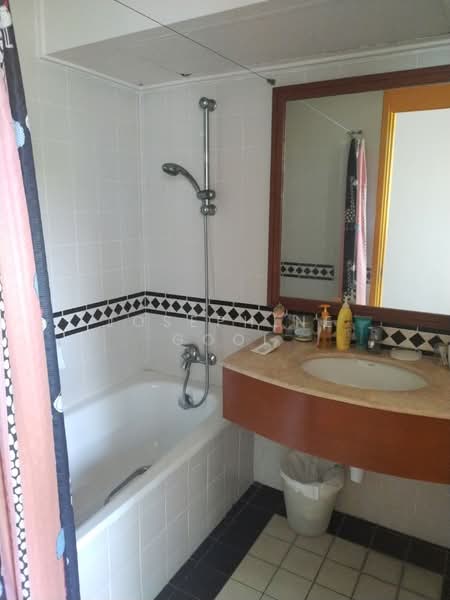 Riana Green Condominium untuk Untuk Dijual - RM 400,000, Mac 2026 - Bathroom - PropertyGuru.com.my