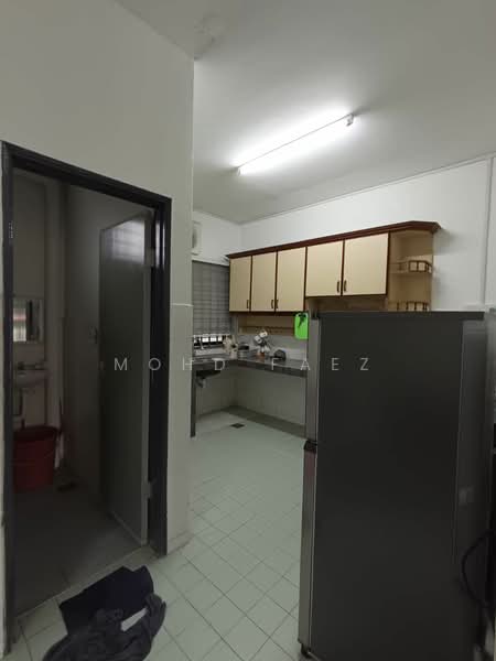 2-storey Terraced House for Sale in Taman Megah Ria (Masai) - Mohd Faez - Kitchen - PropertyGuru.com.my