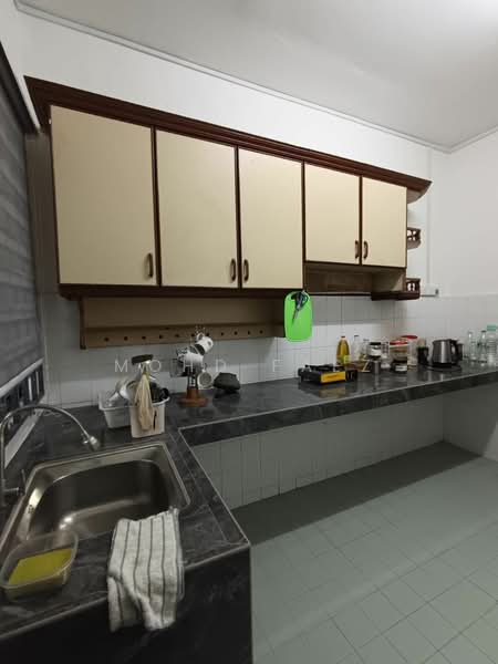 2-storey Terraced House for Sale in Taman Megah Ria (Masai) - Mohd Faez - Kitchen - PropertyGuru.com.my