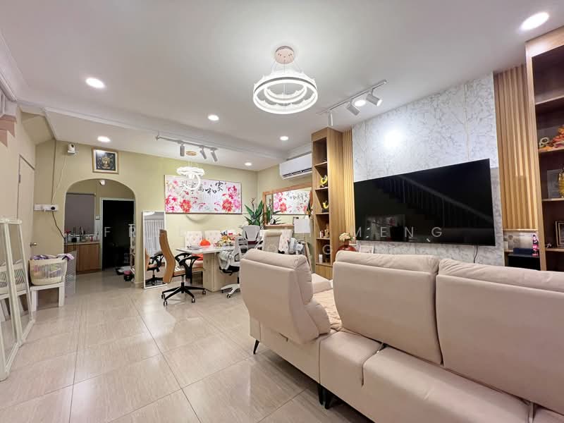 2-storey Terraced House for Sale in Cheras (Selangor) - Fred Chai Meng Foong - Living Room - PropertyGuru.com.my