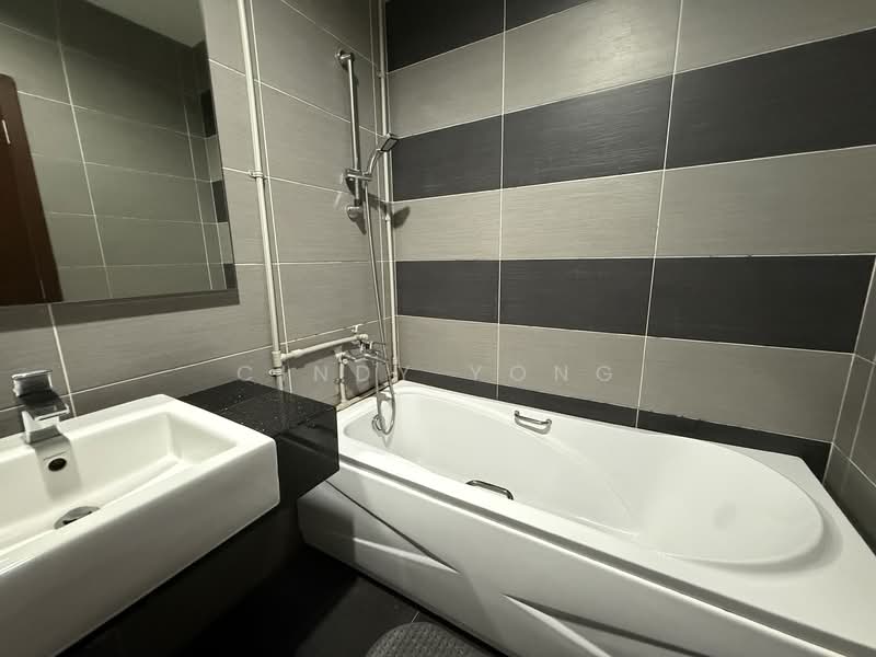 Condominium for Rent at KSL D'Esplanade Residence - Cindy Yong - Bathroom - PropertyGuru.com.my