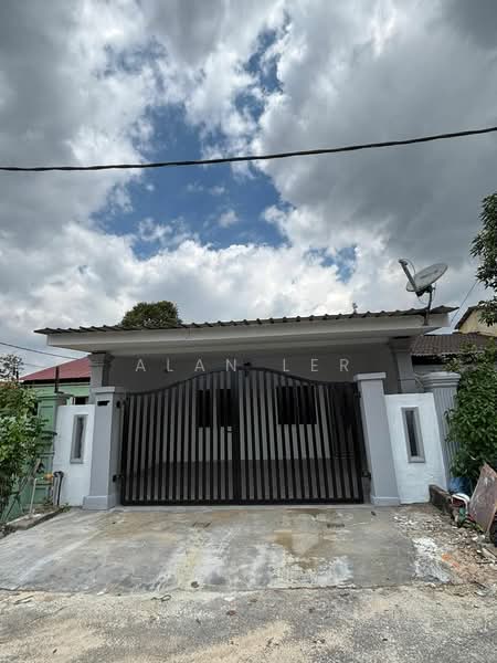1-storey Terraced House for Sale in Taman Universiti (Skudai) - Alan Ler - PropertyGuru.com.my