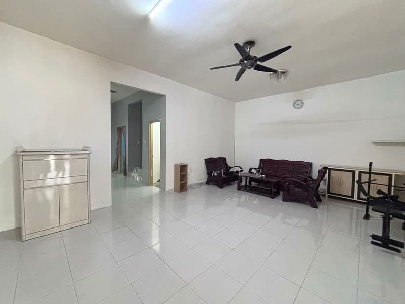 2-storey Terraced House for Sale in Bandar Putra (Kulai) - Alan Ler - PropertyGuru.com.my