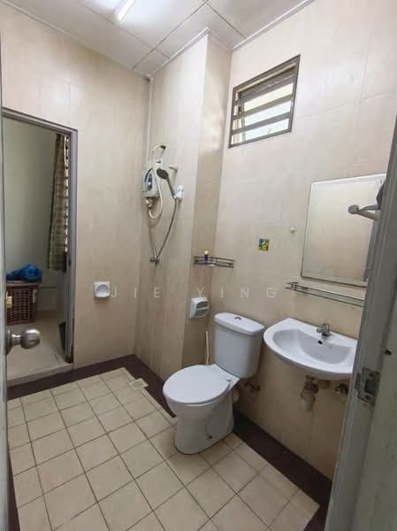 2-storey Terraced House for Rent in Taman Idaman (Simpang Ampat) - Jie Ying - Bathroom - PropertyGuru.com.my
