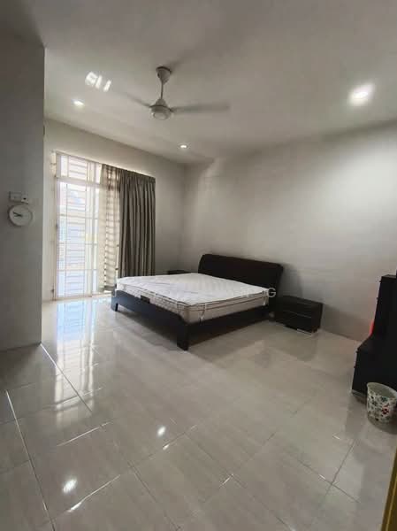 2-storey Terraced House for Rent in Taman Idaman (Simpang Ampat) - Jie Ying - Bedroom - PropertyGuru.com.my