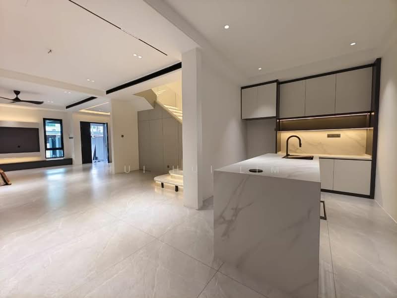 2-storey Terraced House for Sale in Johor Bahru (Johor) - Hui Hui Lim - Kitchen - PropertyGuru.com.my