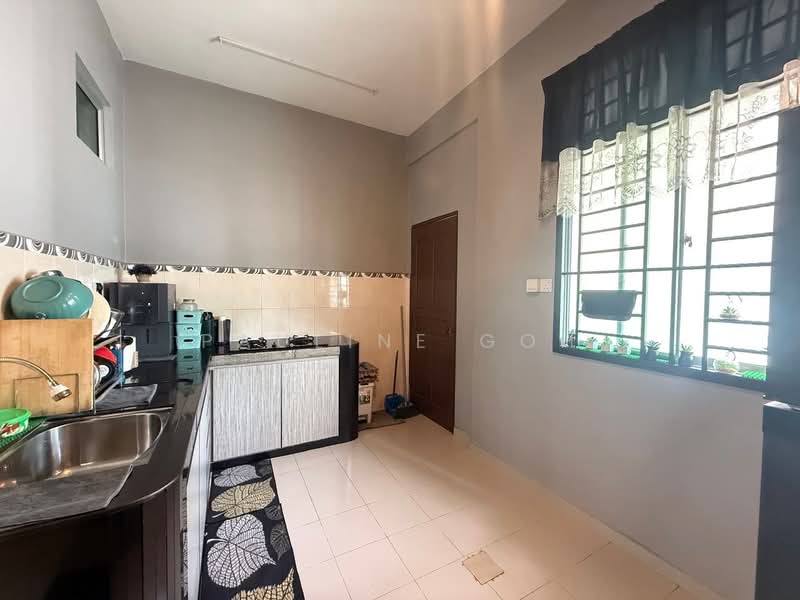 2-storey Terraced House for Sale in Taman Desa Tebrau (Tebrau) - Pauline Goh - Kitchen - PropertyGuru.com.my
