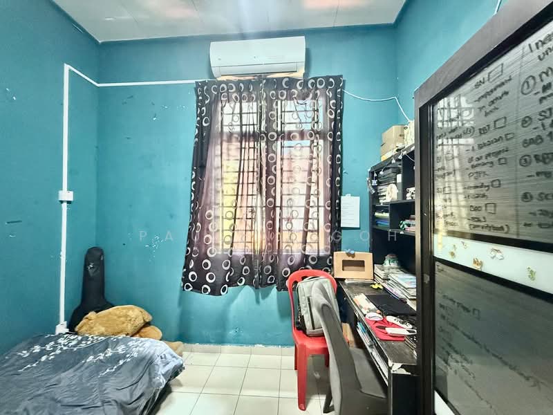 2-storey Terraced House for Sale in Taman Desa Tebrau (Tebrau) - Pauline Goh - Bedroom - PropertyGuru.com.my