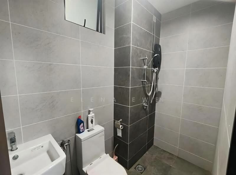 Service Residence for Sale at Twin Tower Residence - Elena Ewe - Bathroom - PropertyGuru.com.my