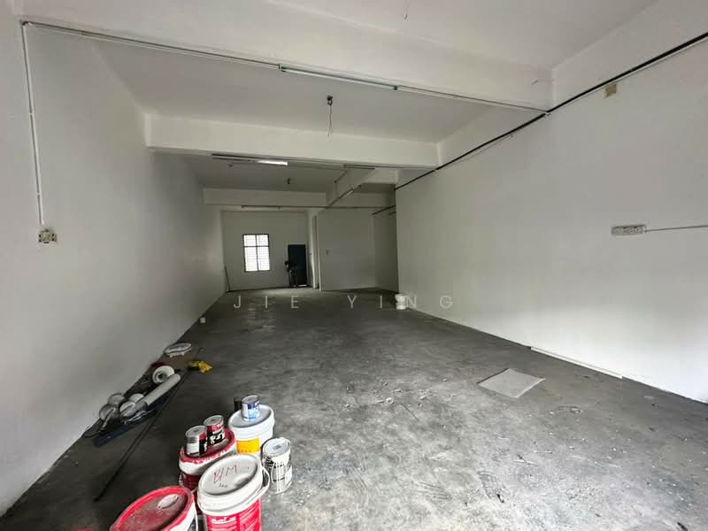 Shop for Rent in Taman Perwira Indah (Simpang Ampat) - Jie Ying - Interior - PropertyGuru.com.my