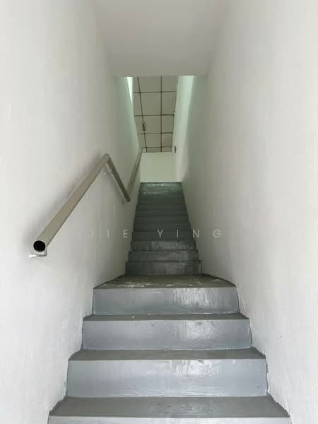 Shop for Rent in Taman Perwira Indah (Simpang Ampat) - Jie Ying - Corridor - PropertyGuru.com.my