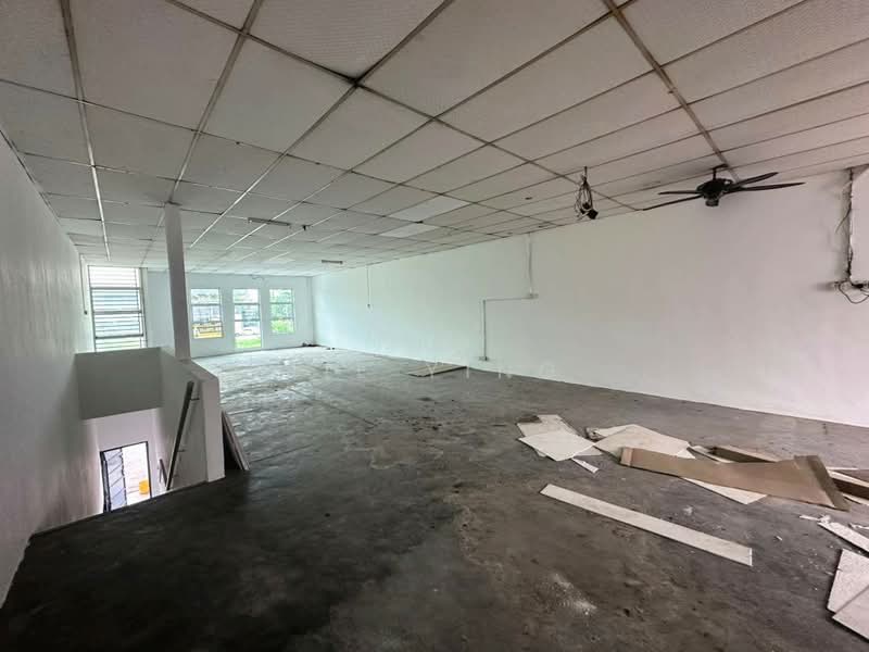 Shop for Rent in Taman Perwira Indah (Simpang Ampat) - Jie Ying - Interior - PropertyGuru.com.my