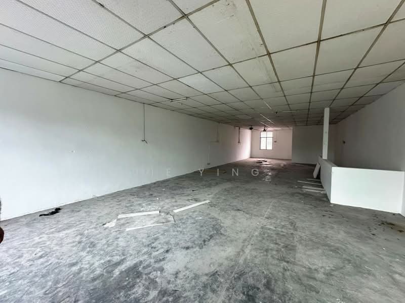 Shop for Rent in Taman Perwira Indah (Simpang Ampat) - Jie Ying - Interior - PropertyGuru.com.my