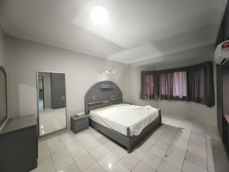 Condominium for Rent at Allamanda - Amie Chong - Bedroom - PropertyGuru.com.my