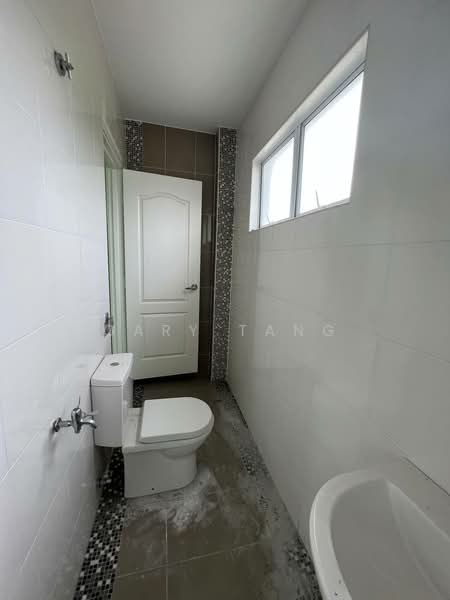 Semi-Detached House for Sale in Ipoh (Perak) - Gary Tang - Bathroom - PropertyGuru.com.my