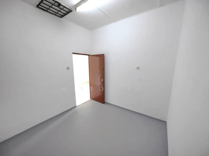 1-storey Terraced House for Sale in Taman Bukit Jaya (Ulu Tiram) - Wilson Ku - Interior - PropertyGuru.com.my