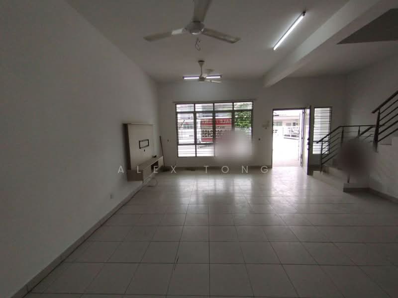 Bandar Puncak Alam untuk Untuk Dijual - RM 500,000, Mac 2026 - Living Room - PropertyGuru.com.my